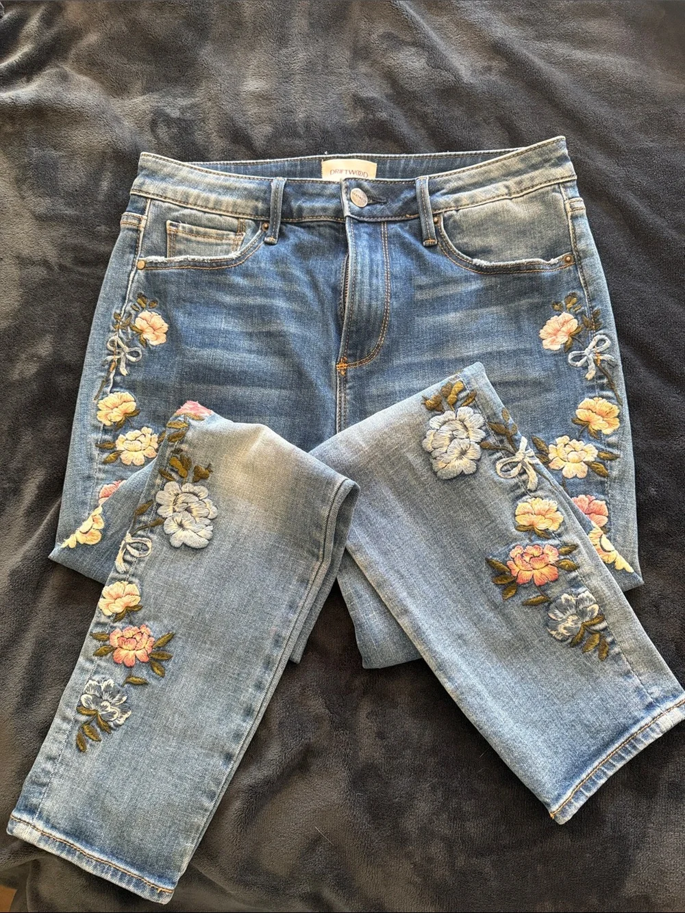 DRIFTWOOD Jackie High Rise Jeans with Floral Side Embroidery - Picture 4 of 4